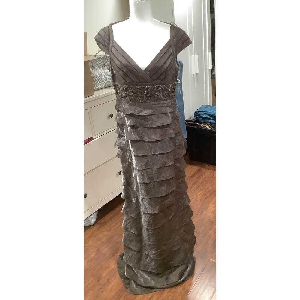 Adrianna‎ Papell Long Formal Dress Brown Shimmering Multi Layered Beaded Wt S12